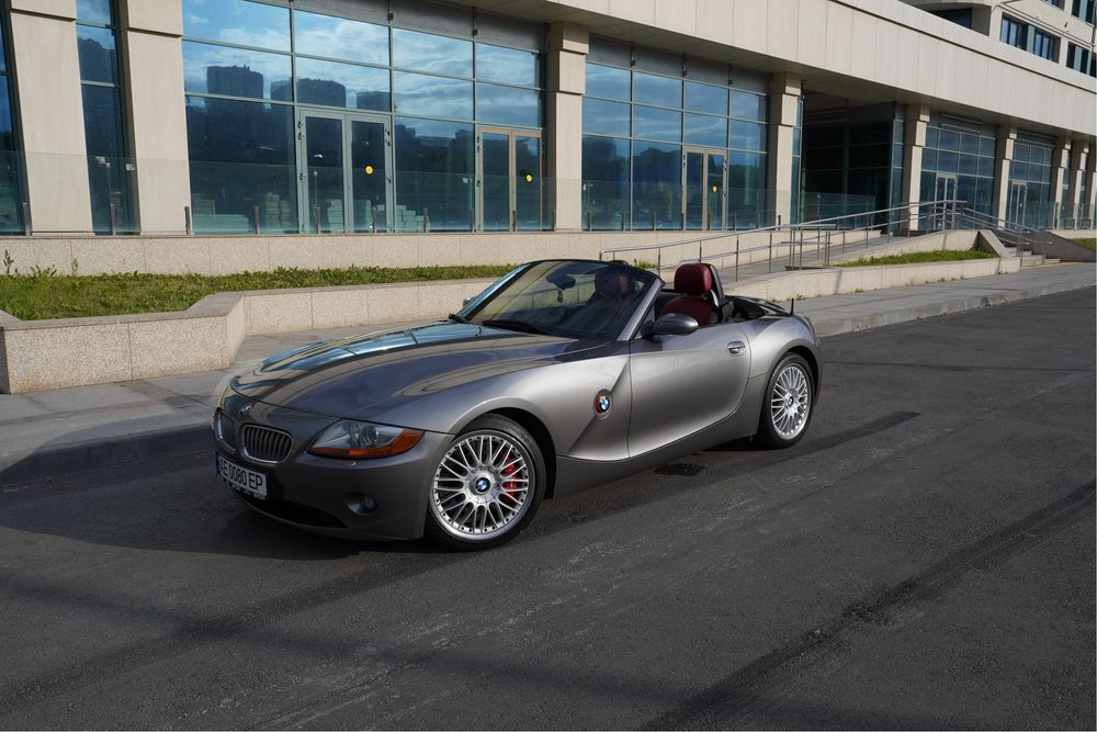 Кабриолет BMW Z4 с двигателем M54B30 целый автомобиль