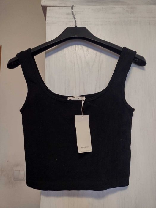 Nowy top na ramiączkach Reserved
