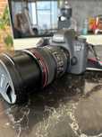 Фотоапарат Canon EOS 6D, зум Canon EF 24-105mm f/4L IS USM