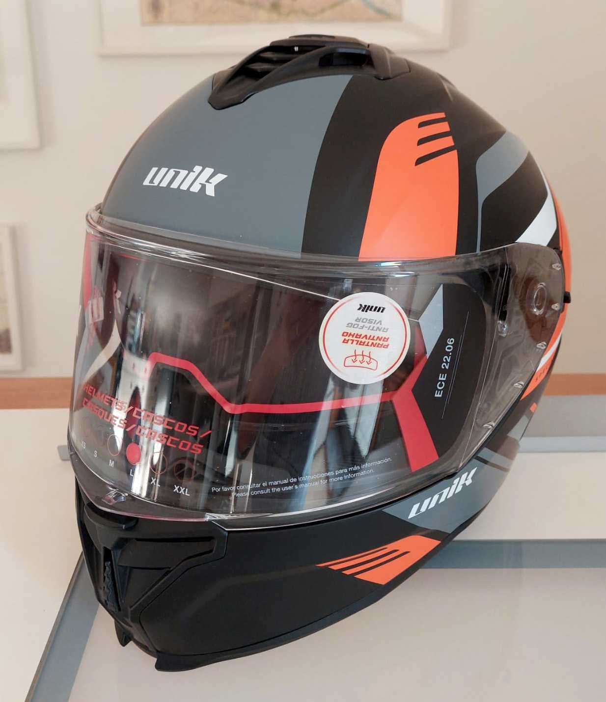 UNIK Capacete Integral - modelo Hole (100% novo!)