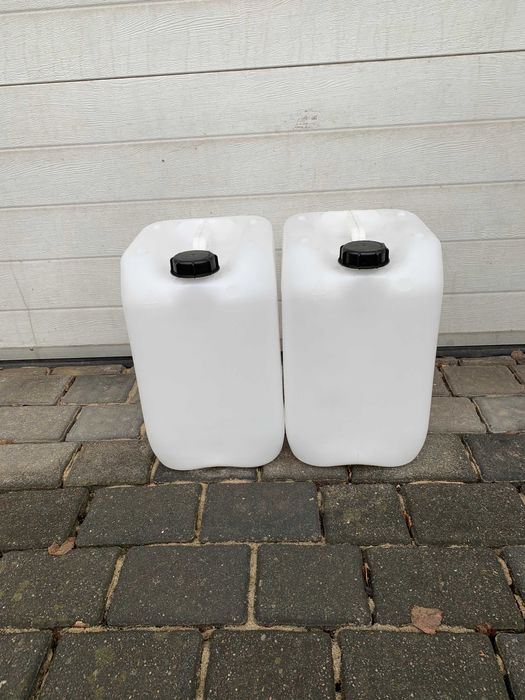 Kanister Kanistry Beczka Pojemnik 20L na ropę wodę WYMYTE