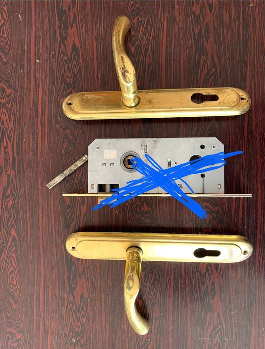 Ручки з Накладками Замок Врізний