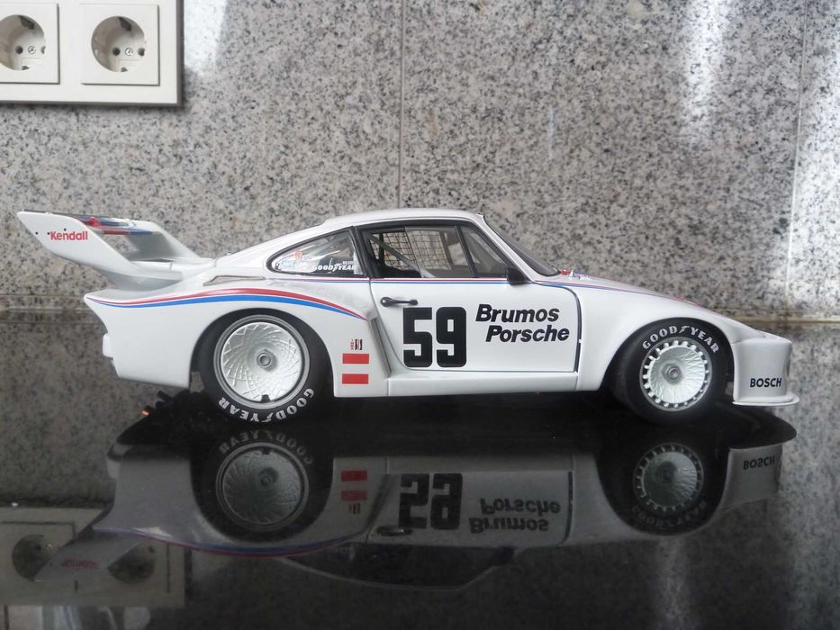 1:18 Carousel 1, Porsche 935, Brumos Racing, AutoArt Minichamps