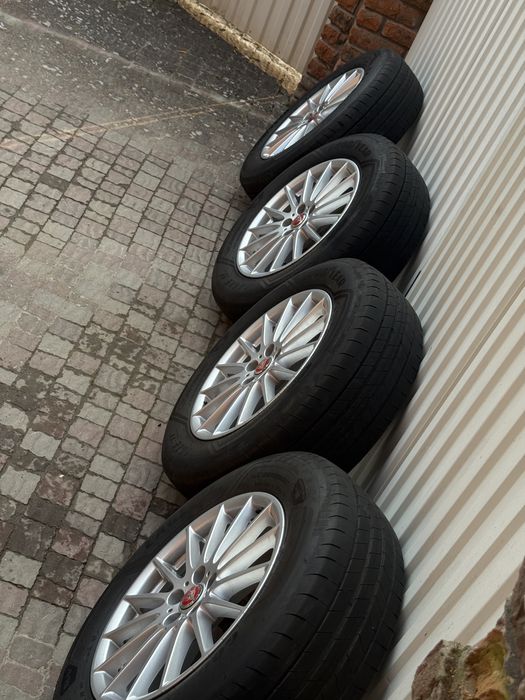 Комплект оригінальних дисків з гумою, 18/ 5x108, ET45, Jaguar