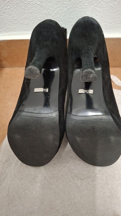 Botas meio cano pretas ,N°38