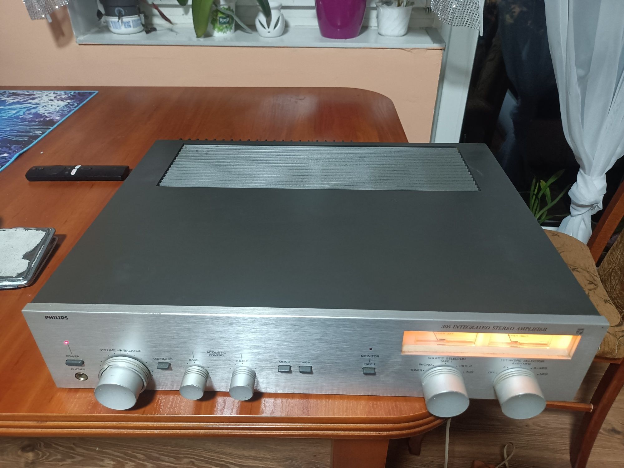 Wzmacniacz PHILIPS 305