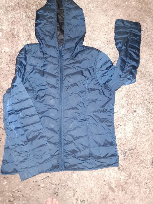 Продам чоловічу вітровку