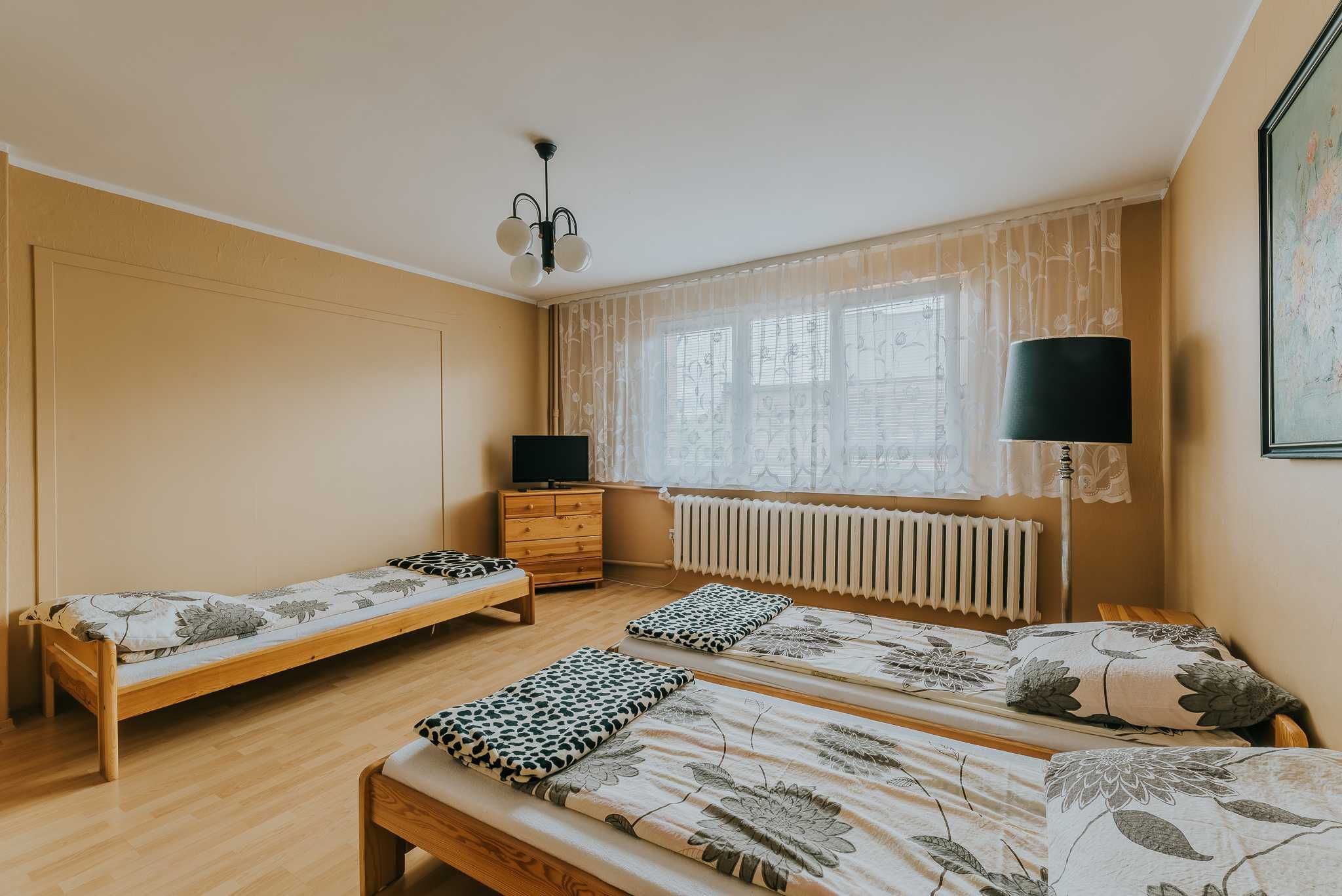 Noclegi nad Morzem w Karwi - Wolne Pokoje Blisko Plaży - Wakacje