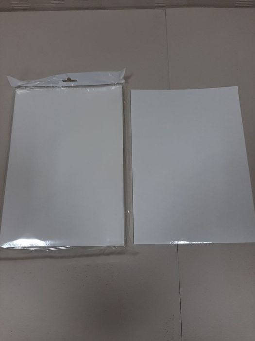 Пленка самоклеящаяся А4 для лазерной печати (плівка самоклеюча а4)