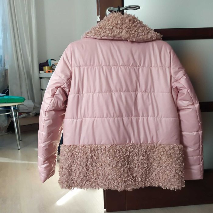 Куртка жіноча з штучним барашком розмір M-L