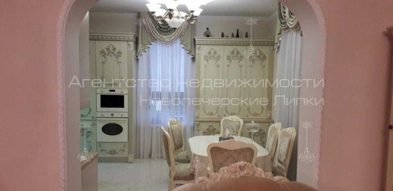 Аренда поместья из 2 домов 1050 кв м ул Ужгородская 25 Киев Бассейн
