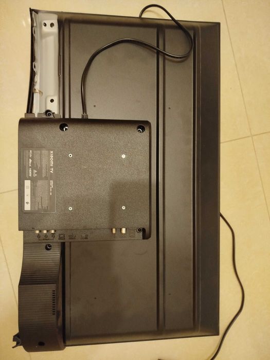 XIAOMI TV L32M8-A2ME подсветка