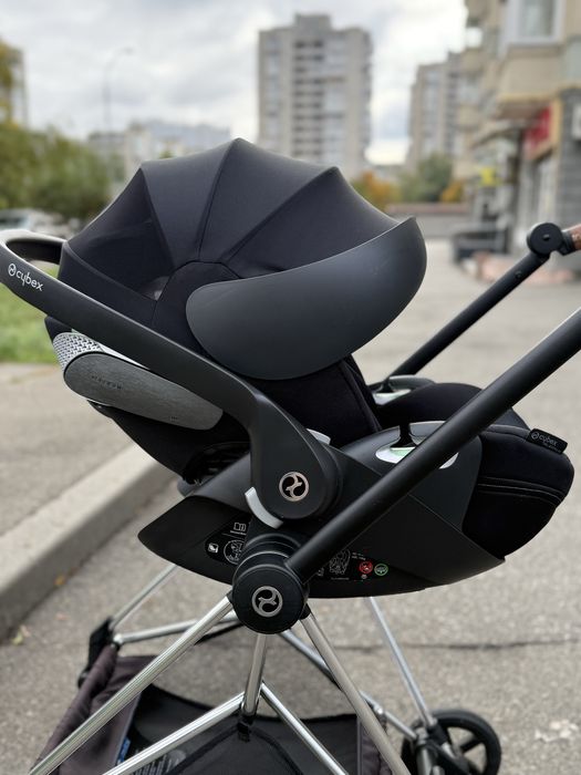 Автокрісло/Автолюлька Cybex Cloud T i-Size plus Sepia Black