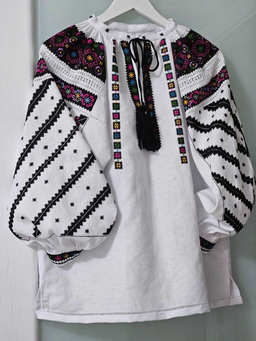 Вишита сорочка жіноча ручна робота