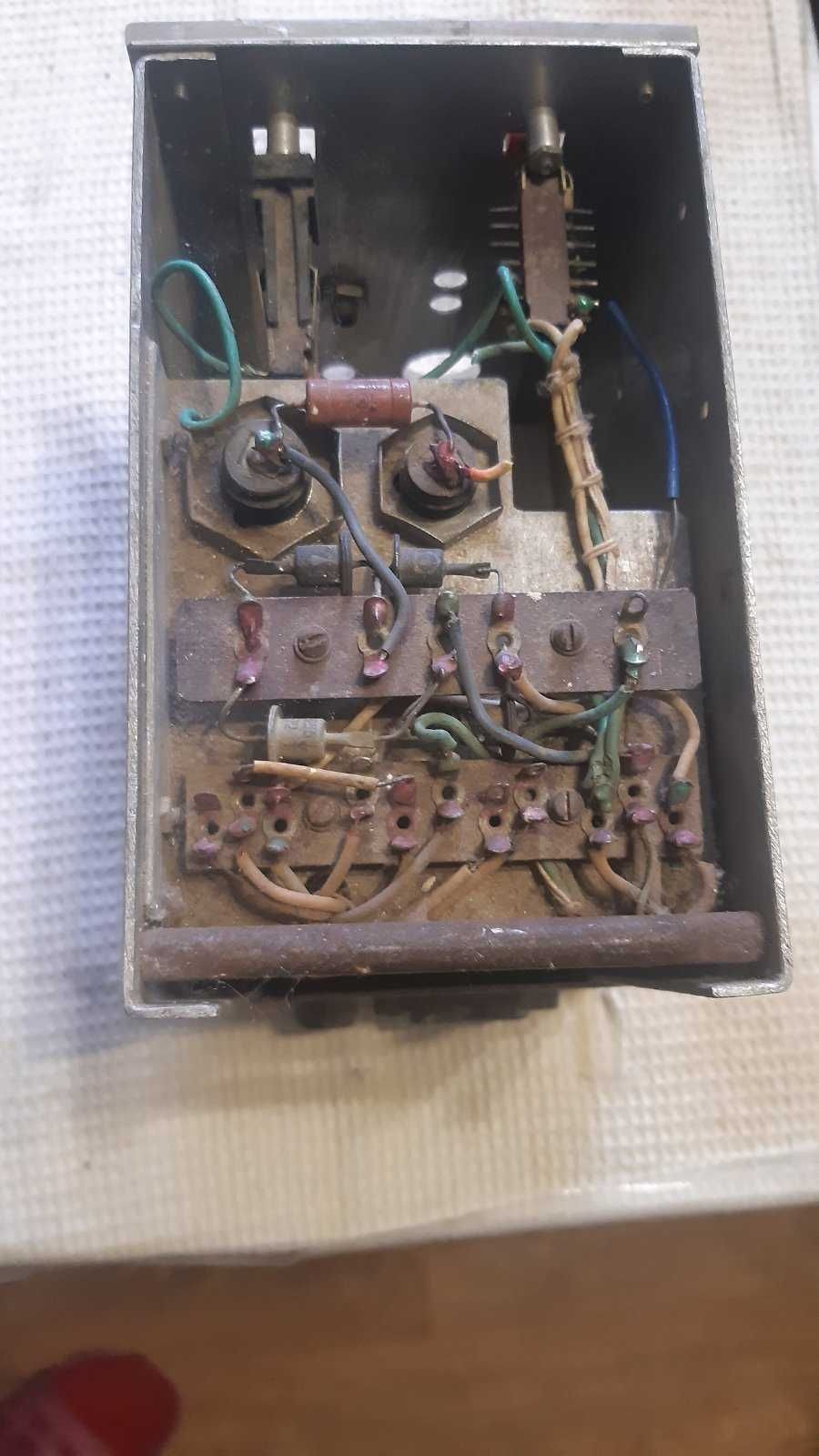 Трансформатор от лампового радиоприемника.