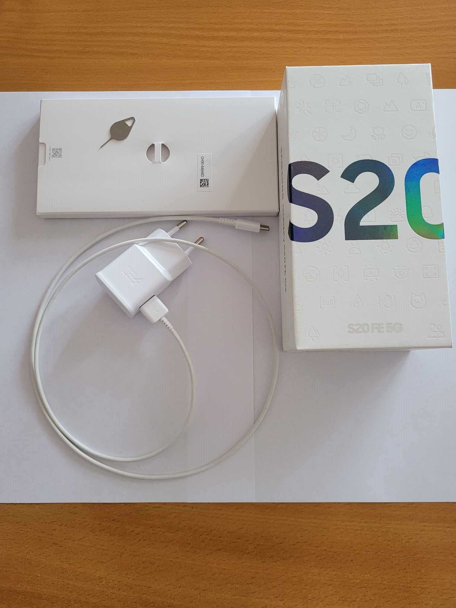 Sprzedam smartfon Samsung S20 Fe 5 G - 6.5" 120Hz Niebieski SM-G781.