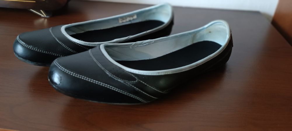 Baleriny skórzane 41 firmowe nike