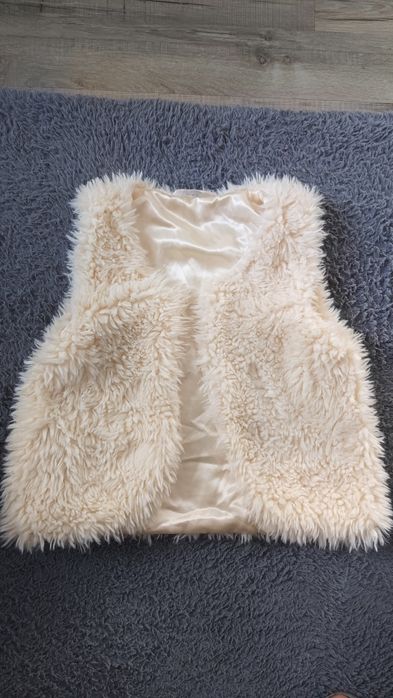 Bezrękawnik futerkowy kożuszek 146