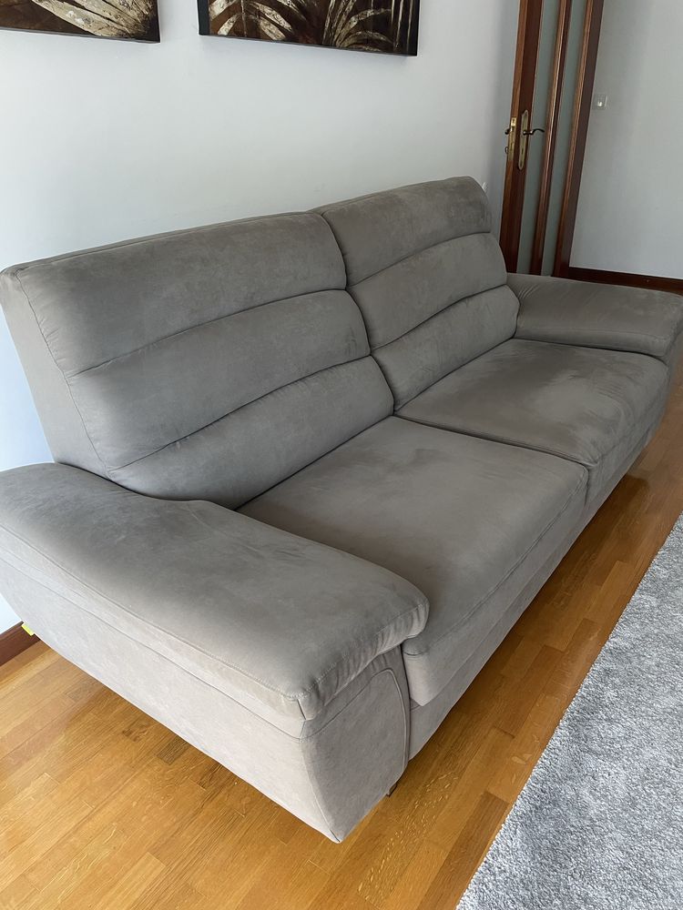 Sofa cinzento excelente estado