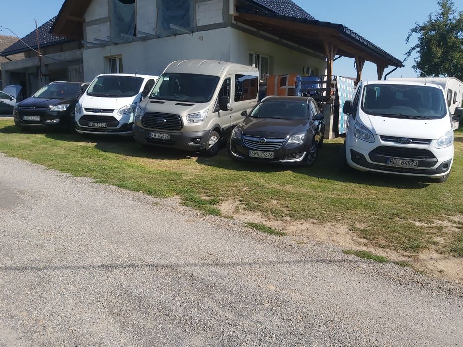 Wynajem samochodów  przyczep ,autolaweta  bus 9 osób  blaszak,plandeka