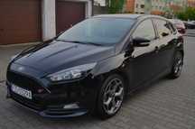 Ford Focus ST 2.0 250KM LIFT zarejestrowany ALU18 serwis SYNC 138000km KAMERA