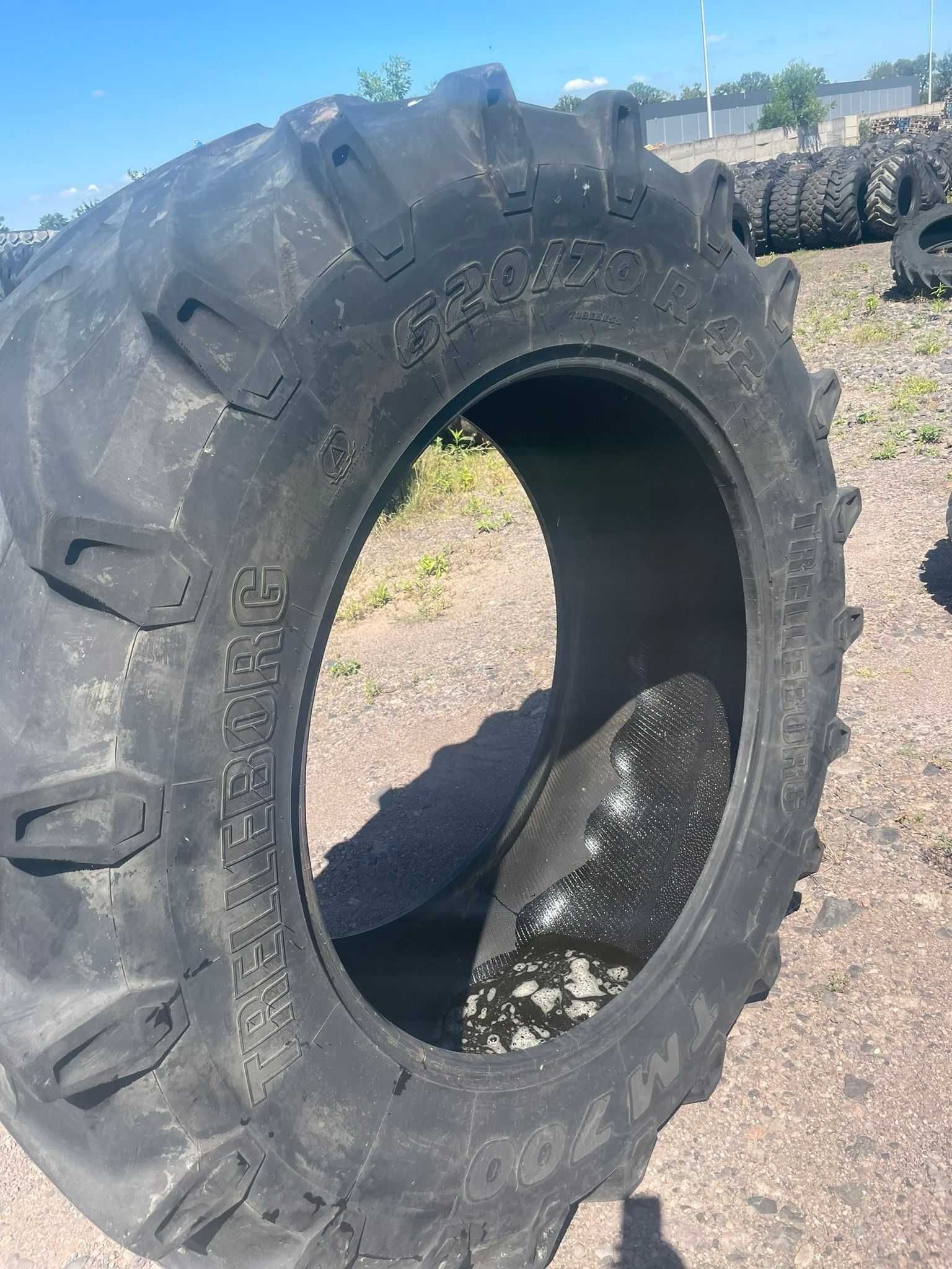 620/70r42 OPONA TRELLEBORG 30/40 % bieżnika