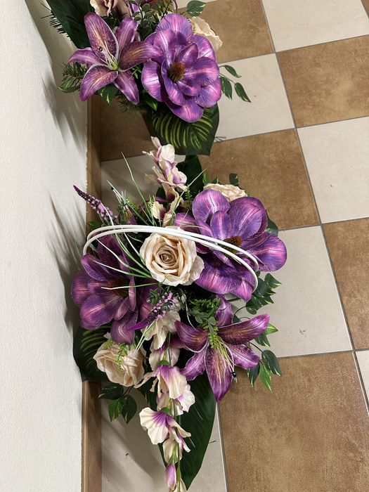 Kompozycja nagrobna Premium,komplet -stroik+ bukiet do wazonu