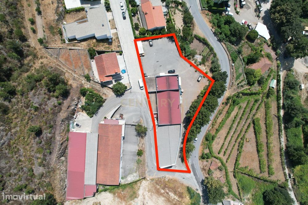 Armazém Industrial à Venda em Santa Eulália – Vizela