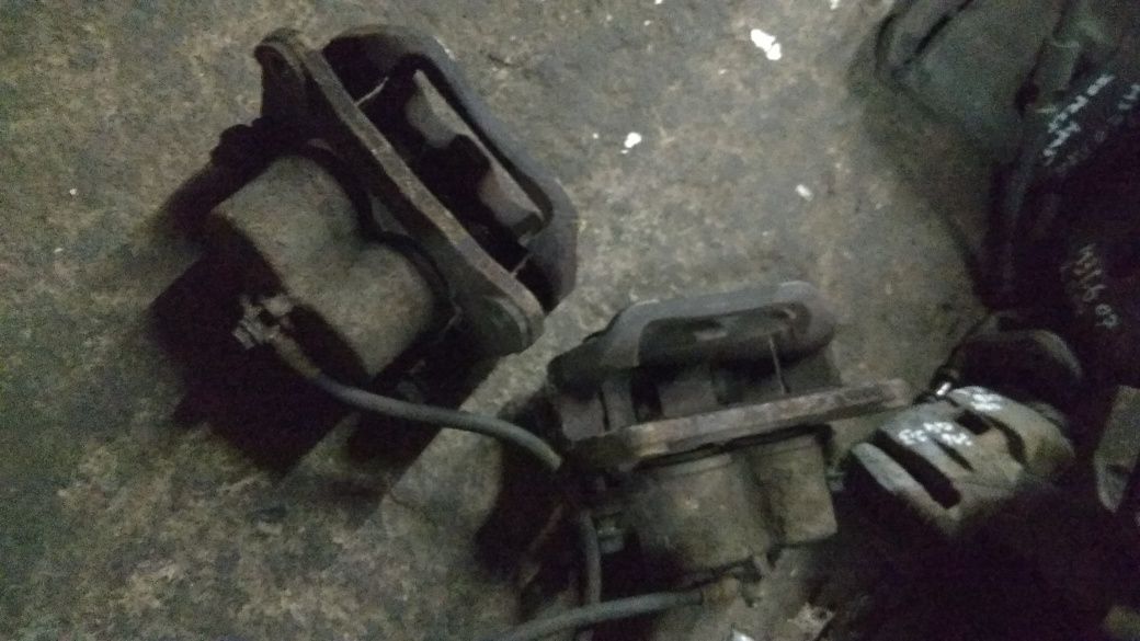 Суппорт Мазда СХ7 передний задний L/R L2Z6-26-98ZA / L2Z6-33-99ZA