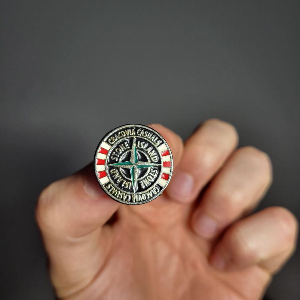 Wpinka kolekcjonerska pin Cracovia Cracow Casuals