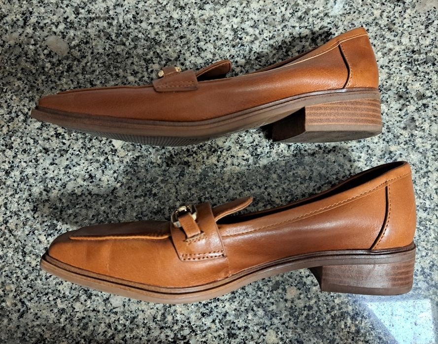 Sapatos Aldo em pele