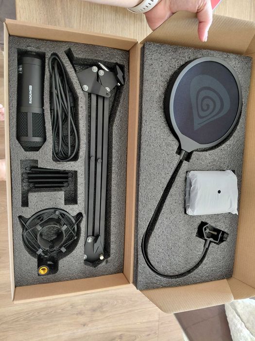 Mikrofon studyjny Radium 400 Genesis model NGM-1377