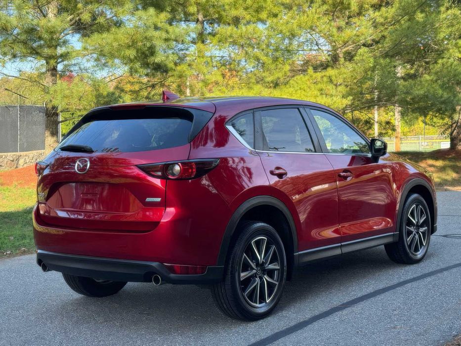 Mazda CX-5 Touring      2018