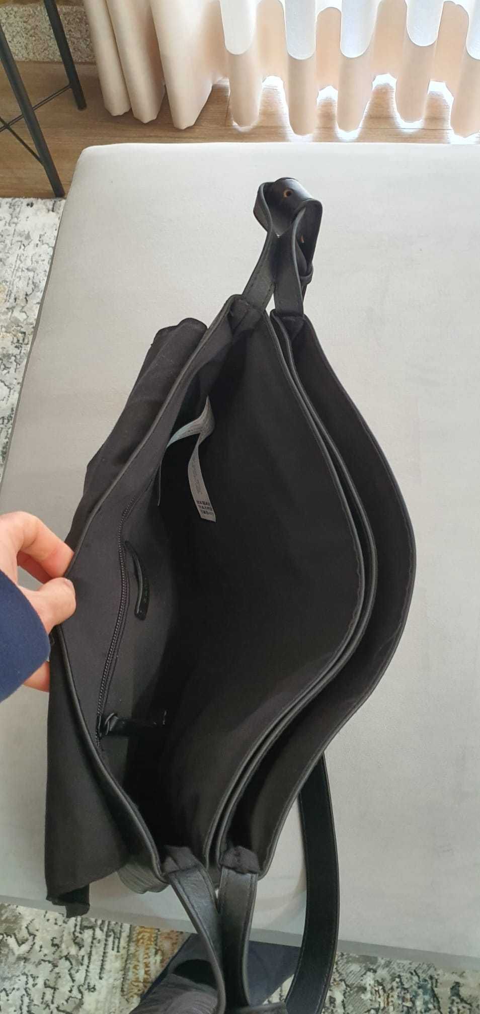 Mala para portátil Homem em Napa preto Nova + Saco de desporto Nike