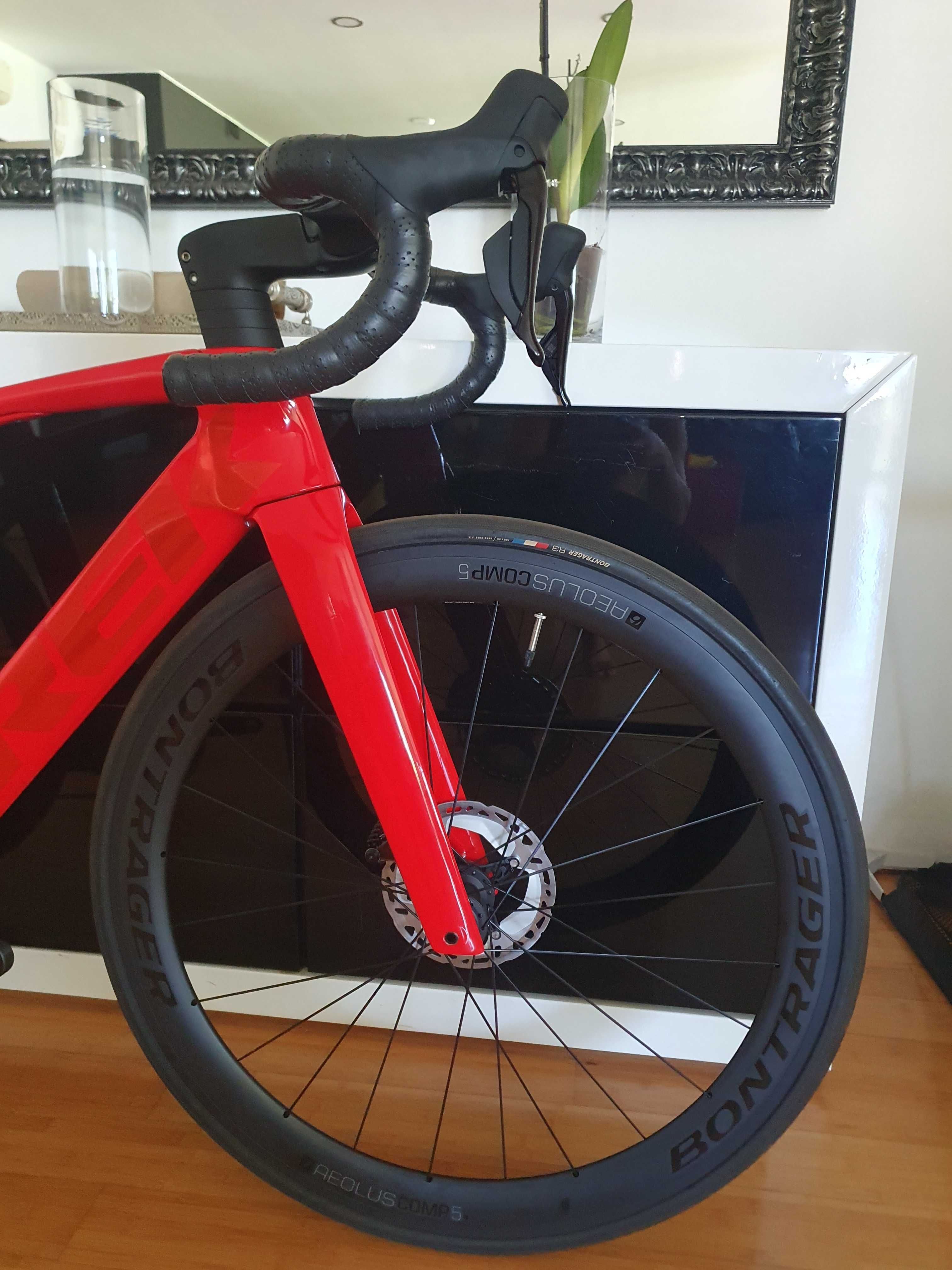 Trek Madone SLR Disco NOVA (Di2 24v)