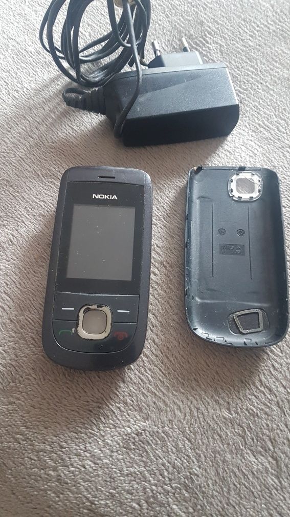 Nokia 2220 s rozkładana rozsuwana 10zl