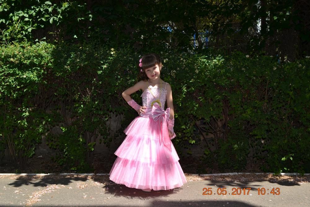 Нарядное платье рост 110-118. Купить 350 грн.