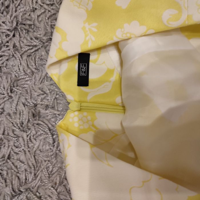 Sukienka F&F 42/16/XL żółto kremowa