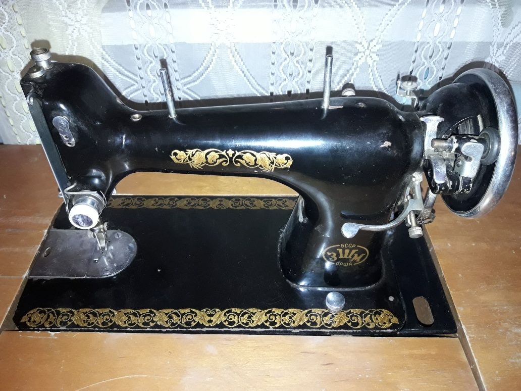 Швейная машинка ОРША