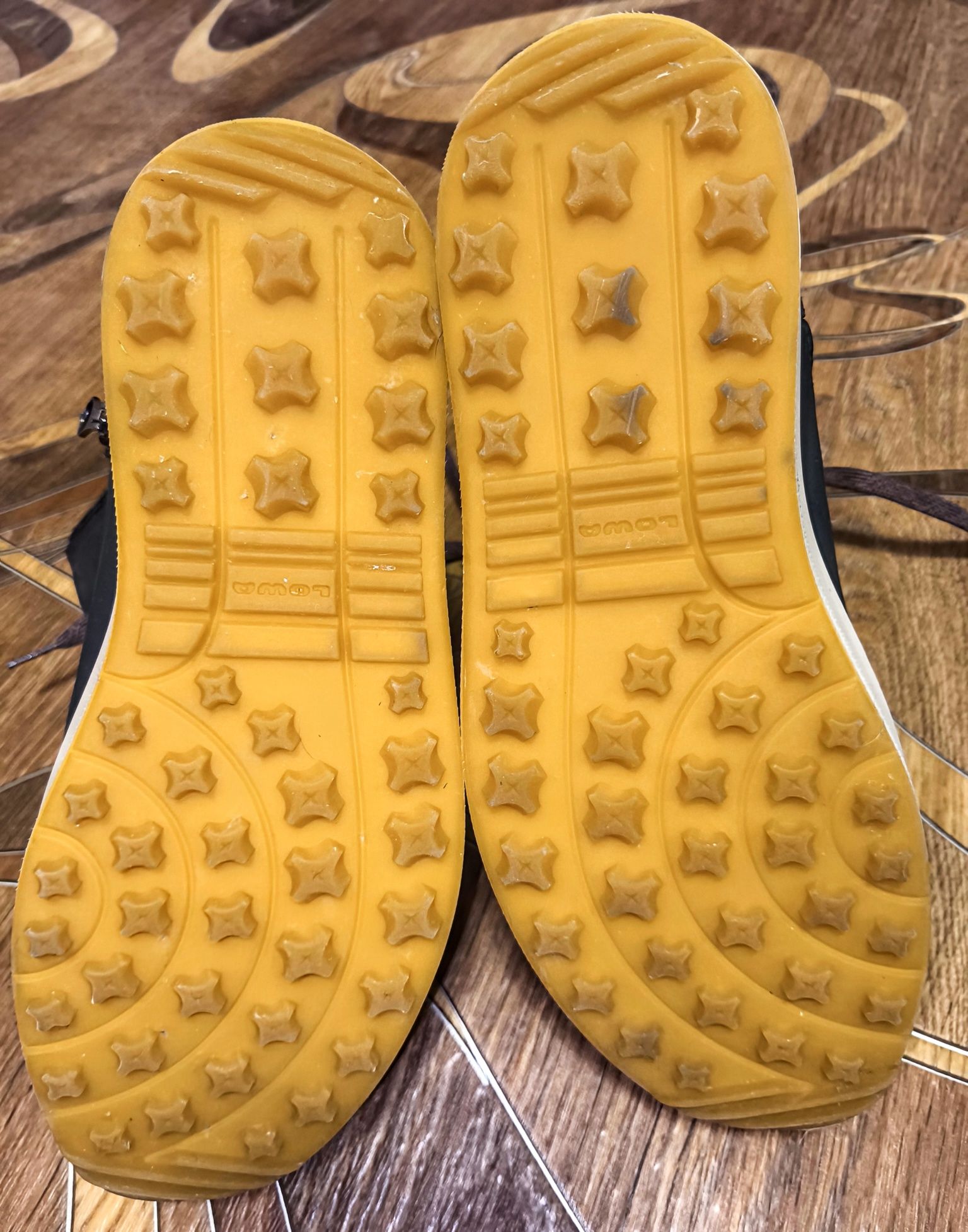 Ботинки зимние Lowa Fiss gore tex mid ws, кожа,мембрана,полиуретан39р.