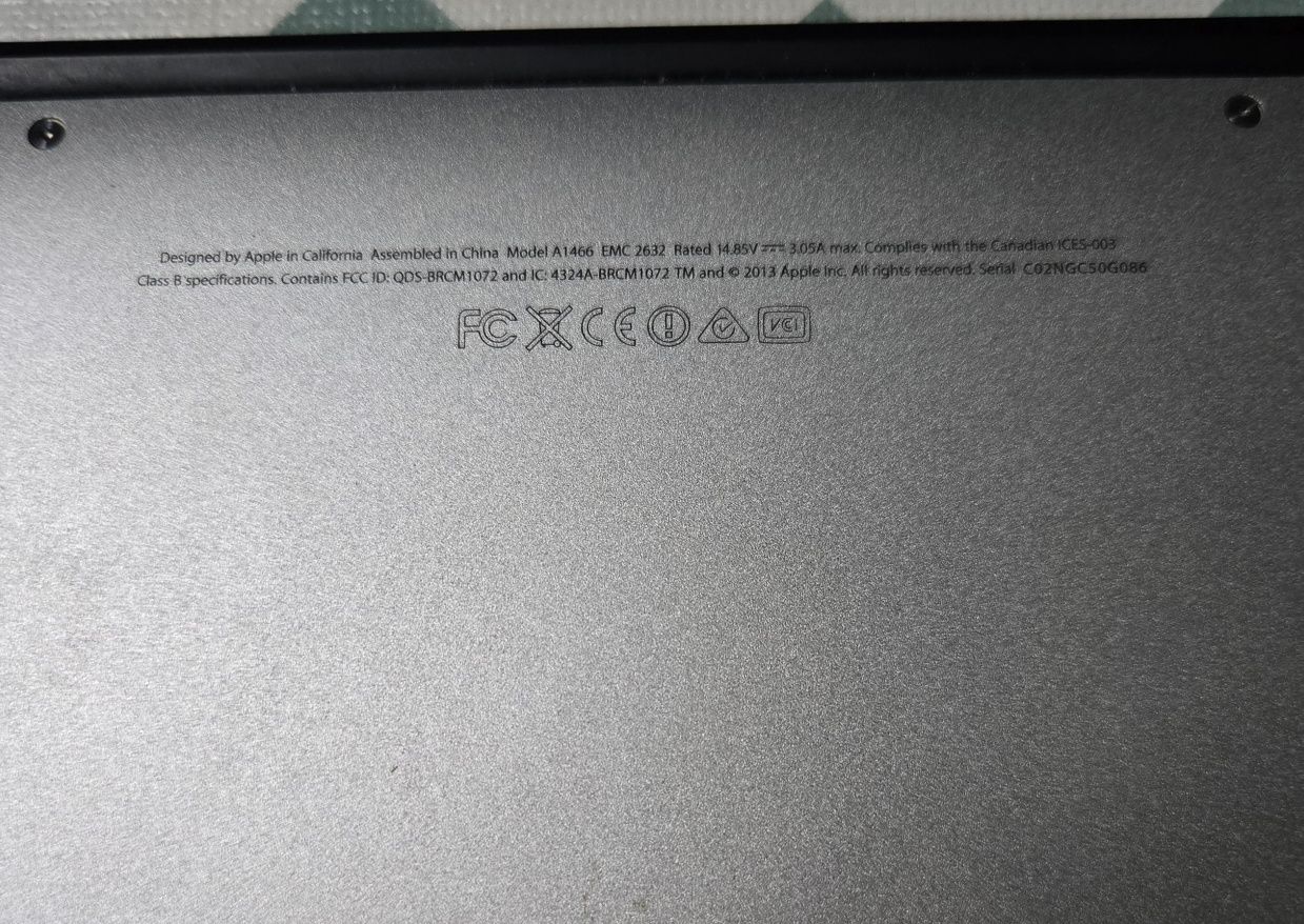 Macbook air 13" 6,2