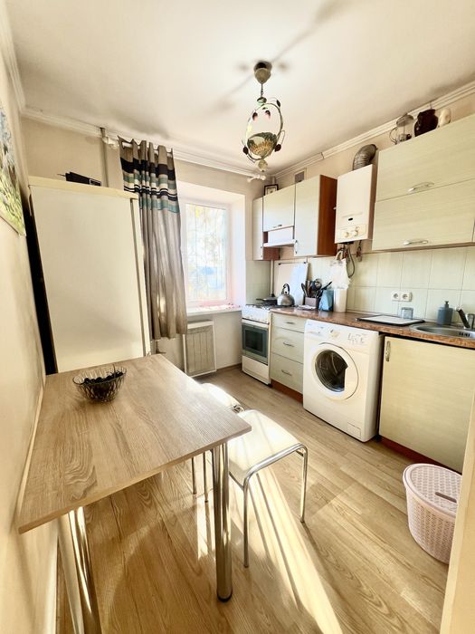 Сдам 1 к кв 6,5 Ст. Б. Фонтана( СВЕТ НЕ ОТКЛЮЧАЮТ)