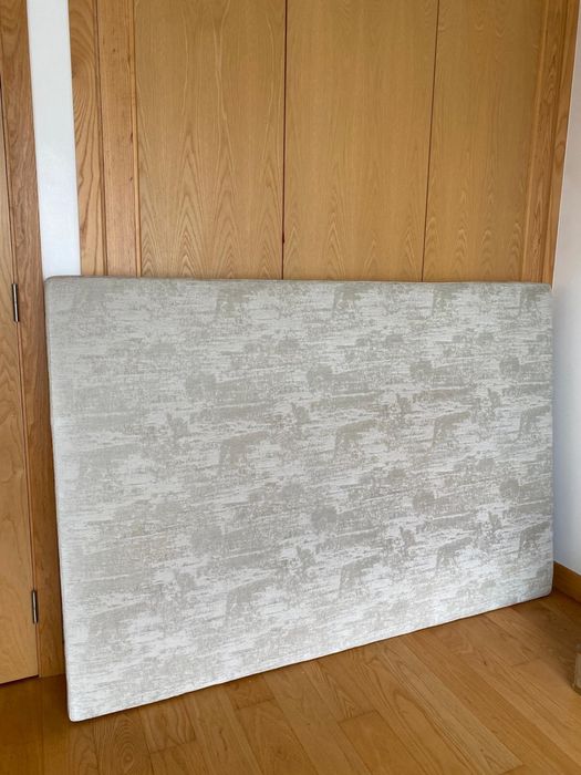 Cabeceira de cama, marca El Corte Ingles