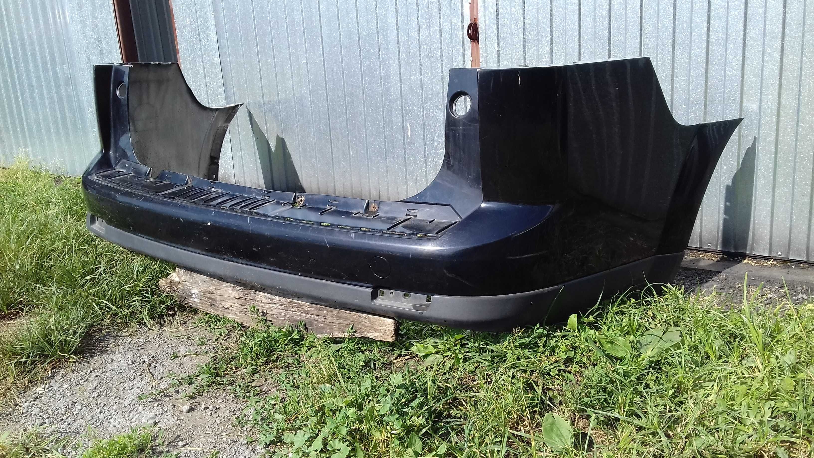 Opel Vectra C KOMBI zderzak TYŁ czarny Z20R