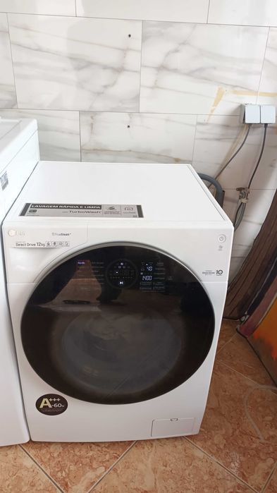 Maquina  de lavar roupa LG 12kg A+++