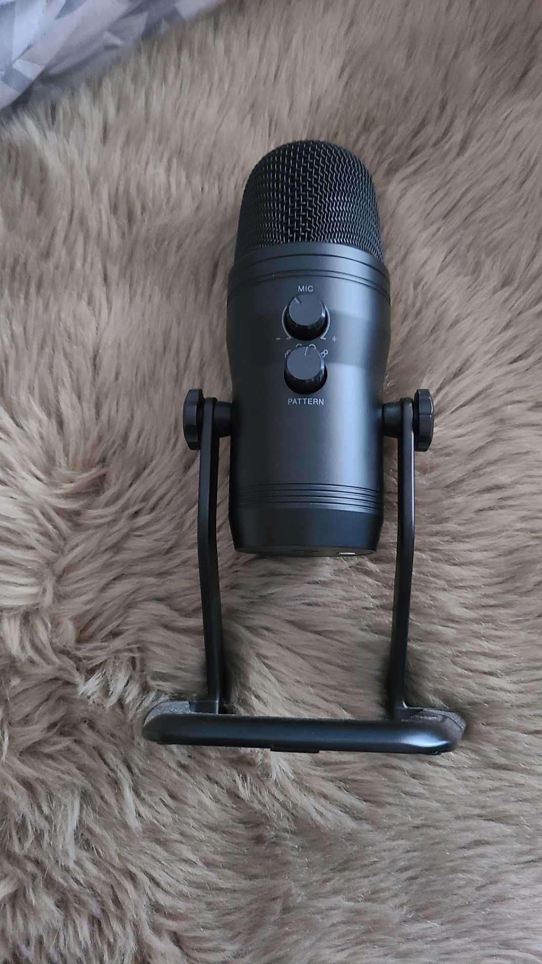 Microfone FIFINE K690