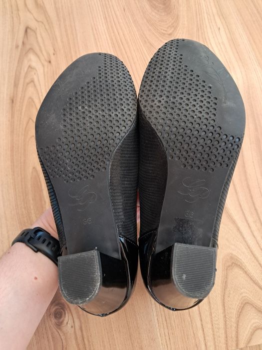 Buty na słupku Grodecki 36