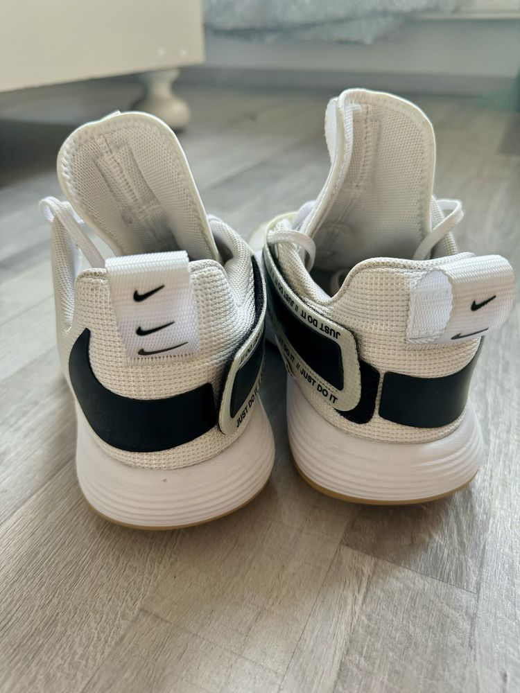 Buty Nike React Hyperset rozm. 39