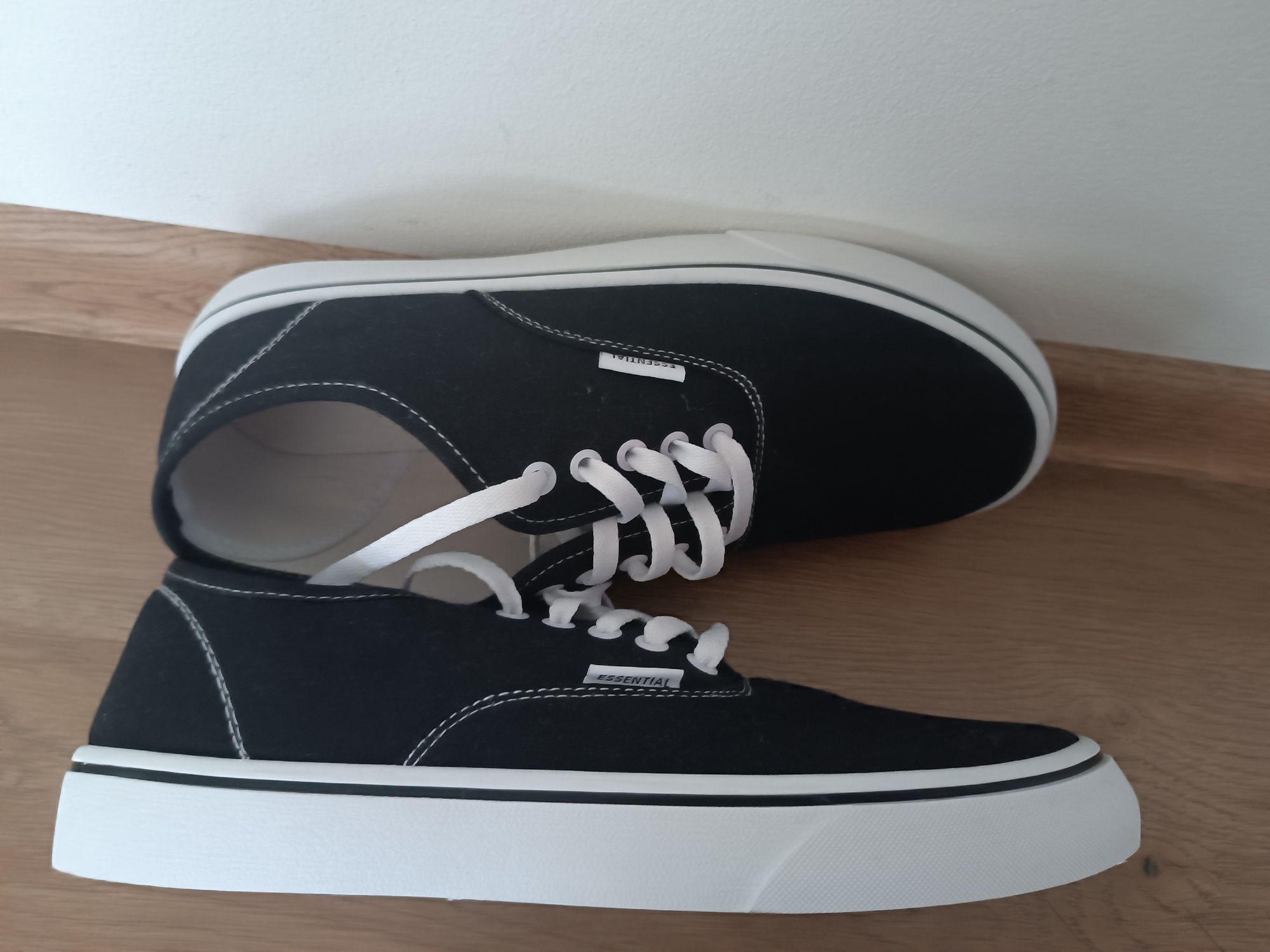 Nowe buty tenisówki męskie młodzieżowe 44 wkładka 28