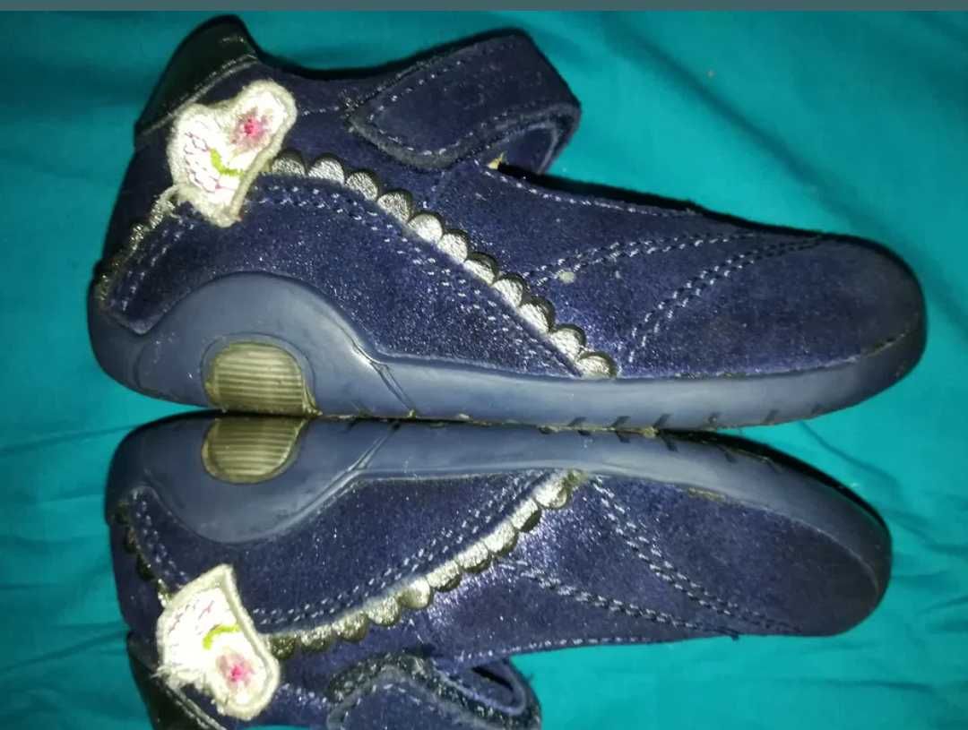 Sapatos Chicco tamanho 22